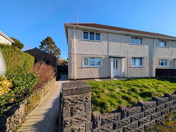 2 Bedroom Flat To Rent In Heol Dewi Sant, Penllergaer, Swansea, SA4