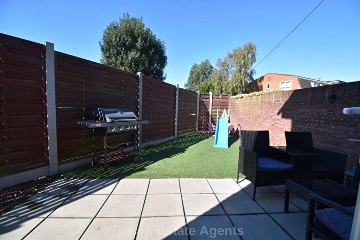 3 Bedroom End Of Terrace House For Sale In Chestnut Walk, Gosport, PO12