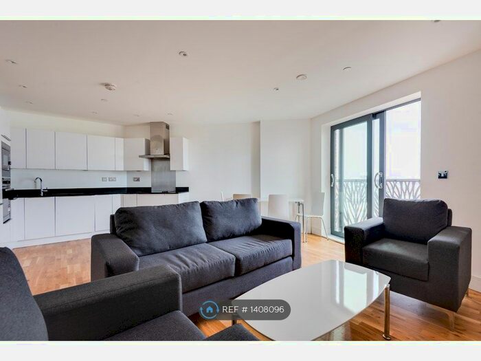 3 Bedroom Flat To Rent In Cityview Point, London, E14