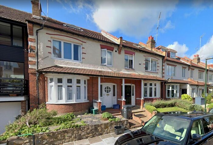 1 Bedroom Flat To Rent In Cambridge Road, Twickenham, TW1