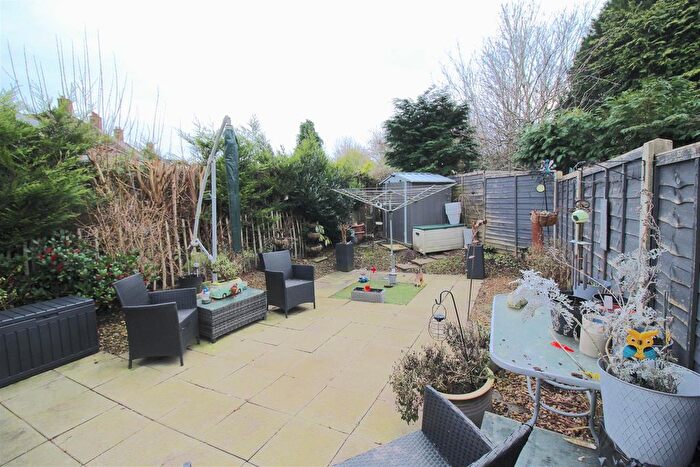 3 Bedroom Terraced House For Sale In Wyndhurst Road, Stechford, Birmingham, B33