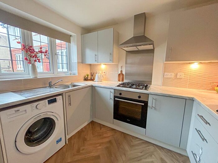 2 Bedroom Semi-Detached House For Sale In Roe Deer Meadow, Langford, Biggleswade, SG18 - Photo 4