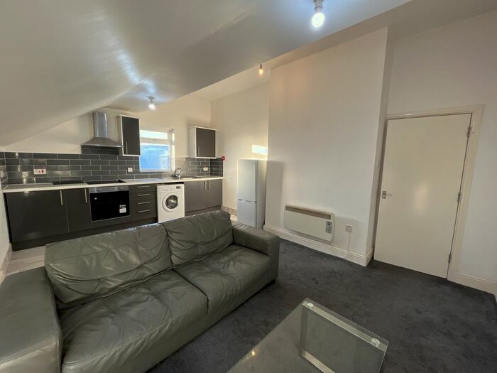 2 Bedroom Flat To Rent In Wilbraham Road, Chorlton, Manchester, M21