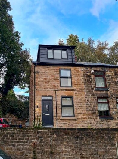 4 Bedroom Semi-Detached House To Rent In Pinfold Lane, Darfield, Barnsley S73