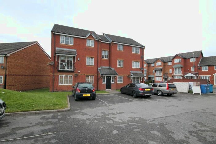 2 Bedroom Flat To Rent In Lockfields View, Liverpool, L3