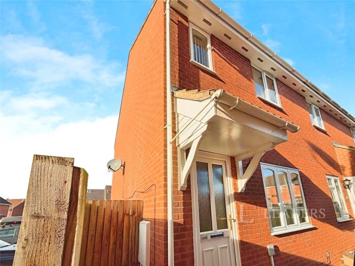 3 Bedroom Terraced House To Rent In Dart Close, St. Ives, Cambridgeshire, PE27