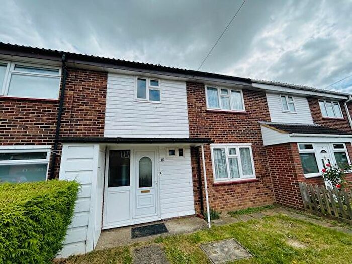 3 Bedroom House To Rent In Trenchard Road, Holyport, Maidenhead, SL6
