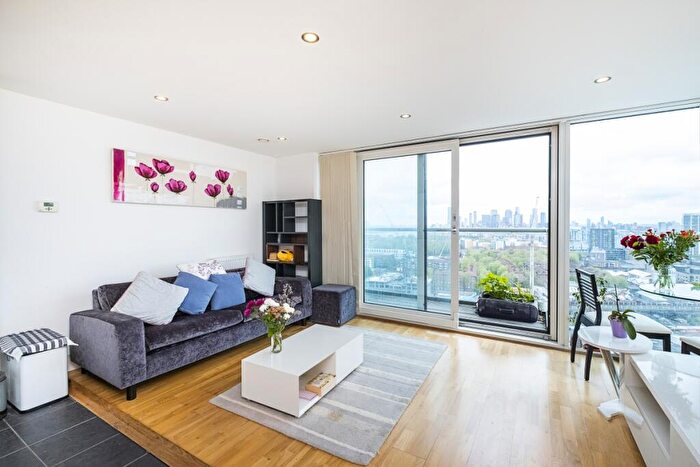 Apartment To Rent In Distillery Tower, Deptford, SE8