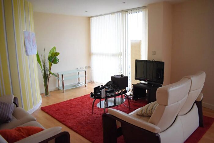 Property To Rent In Lower Twelfth Street, Milton Keynes, Buckinghamshire., MK9