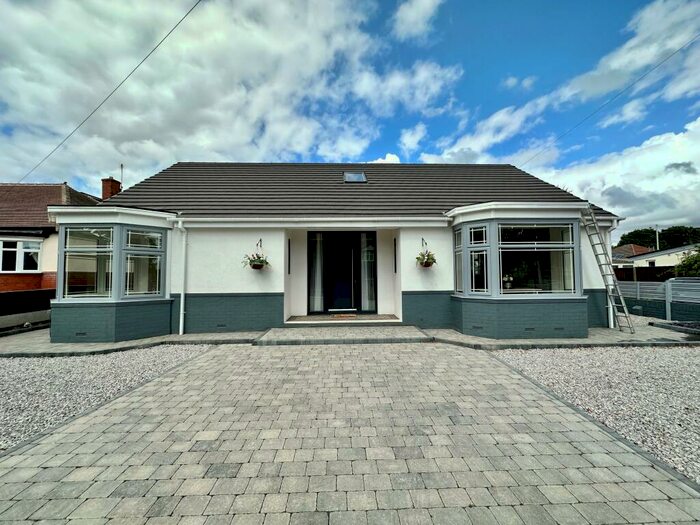 5 Bedroom Bungalow To Rent In Cantley Lane, Doncaster, DN4