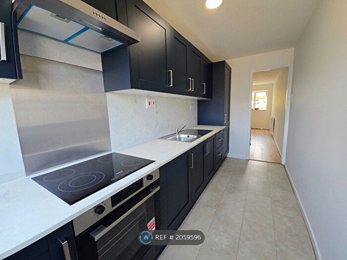 1 Bedroom Maisonette To Rent In Timberlands, Crawley, RH11