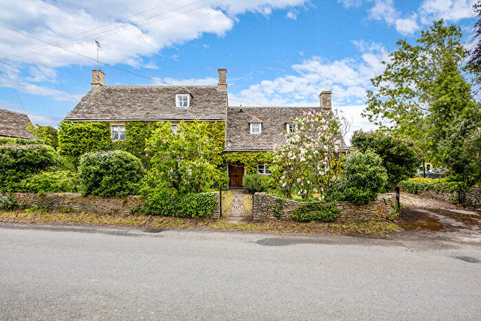 4 Bedroom Detached House For Sale In Marston Meysey, Wiltshire, SN6