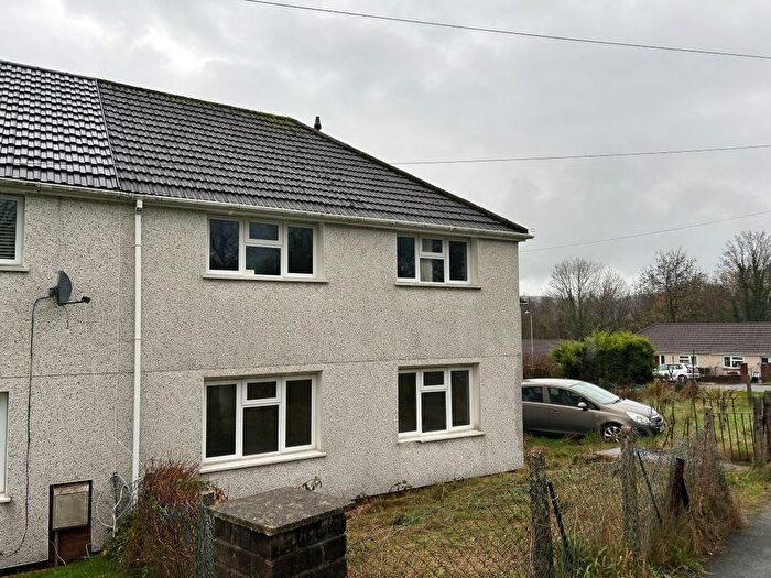3 Bedroom Semi Detached House For Sale In Heol Keir Hardie, Aberdare, Mid Glamorgan, CF44