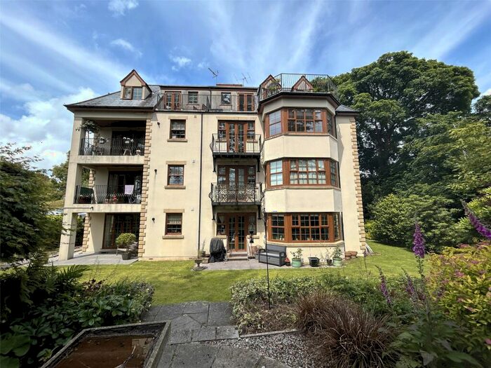 2 Bedroom Apartment To Rent In The Beeches, Launceston, Cornwall, PL15