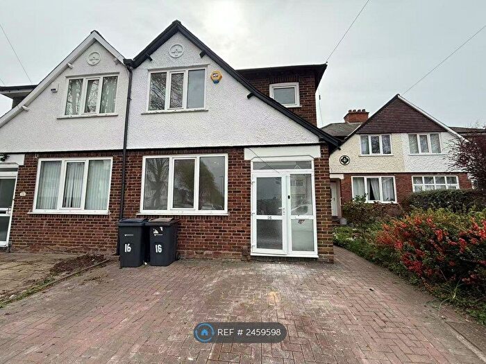 3 Bedroom Semi-Detached House To Rent In Highland Road, Erdington, Birmingham, B23