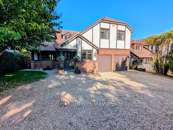 5 Bedroom Detached House For Sale In The Swallows Church Road, West Hanningfield, CM2