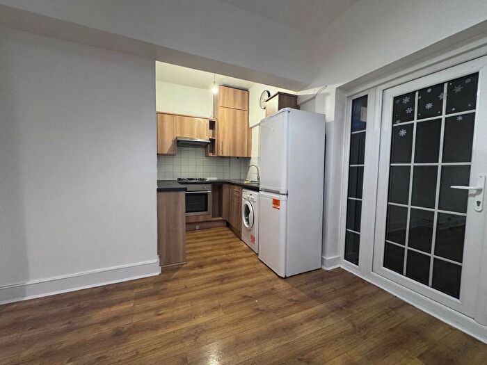 2 Bedroom Terraced House To Rent In Broomstick Hall Road, Waltham Abbey, EN9