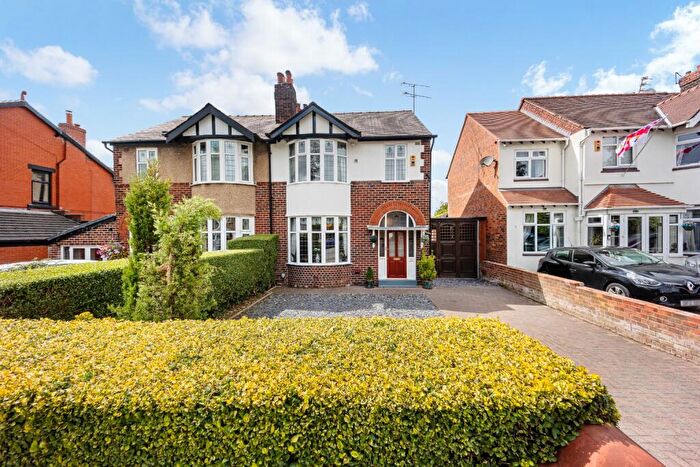 3 Bedroom Semi Detached House For Sale In Newbrook Road, Atherton, Manchester, Lancashire, M46