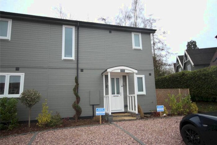 3 Bedroom End Of Terrace House To Rent In The Roundel, Overstone Park, Overstone, Northampton, NN6