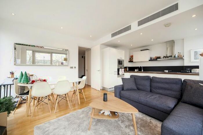 2 Bedroom Flat To Rent In Cubitt Building, Gatliff Road, Grosvenor Waterside, SW1W