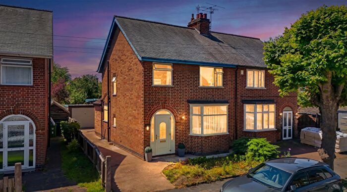 3 Bedroom Semi-Detached House For Sale In Whitehouse Avenue, Loughborough, LE11