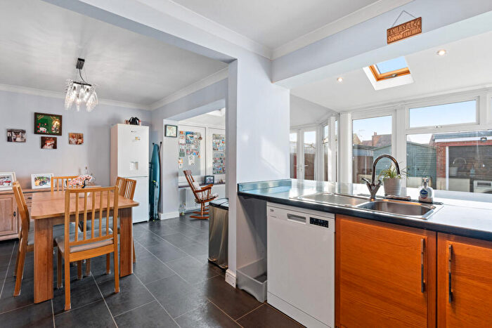 4 Bedroom Detached House For Sale In Orchard Street, Bedworth, CV12