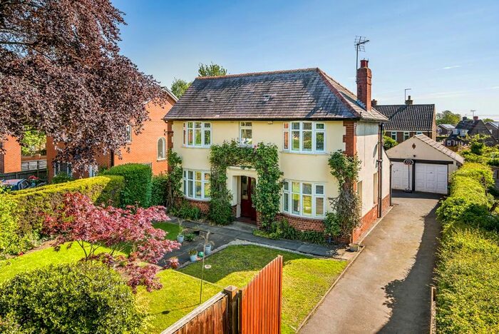 3 Bedroom Property To Rent In Hallfield Lane, Wetherby, LS22