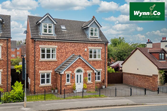 5 Bedroom Detached House For Sale In St. Annes Drive, Wakefield, WF1
