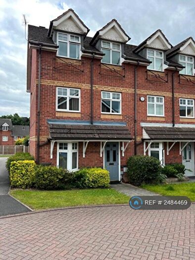 4 Bedroom Semi-Detached House To Rent In Clement Drive, Crewe, CW1
