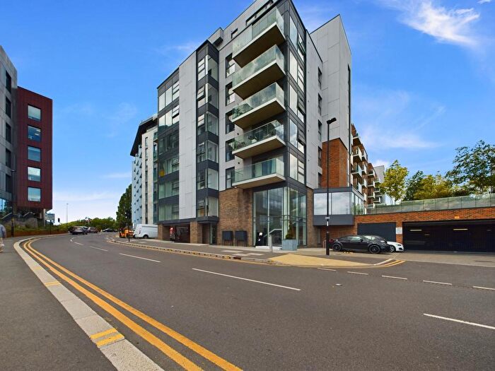 2 Bedroom Apartment For Sale In East Station Road, Fletton Quays, Peterborough, PE2