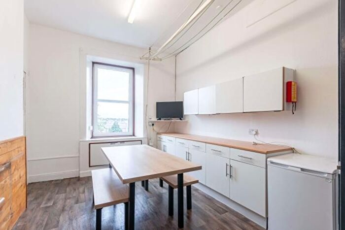 4 Bedroom Flat To Rent In South Oxford Street, Newington, Edinburgh, EH8