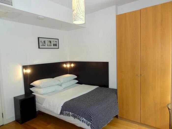 Studio To Rent In Cartwright Gardens, London, Bloomsbury, WC1H