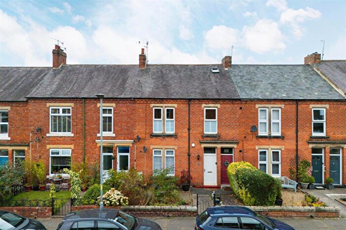 3 Bedroom Maisonette For Sale In Olympia Gardens, Morpeth, NE61