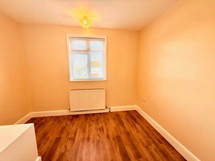 1 Bedroom Property To Rent In Loughton, IG10