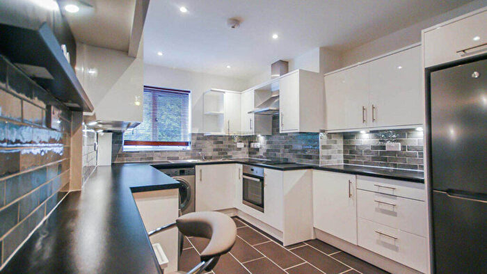 2 Bedroom Terraced House To Rent In Hazelwell Street, Stirchley, Birmingham, B30