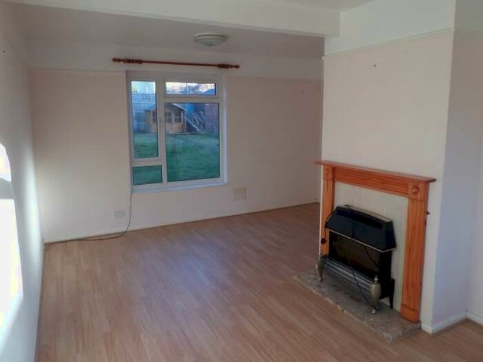 4 Bedroom Terraced House To Rent In Rudhall Grove, Manor Farm, Bristol, BS10