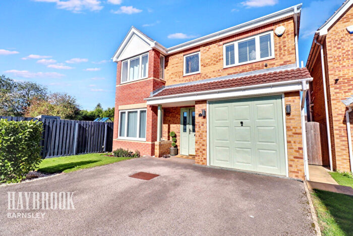 4 Bedroom Detached House For Sale In Ruston Drive, Royston, S71