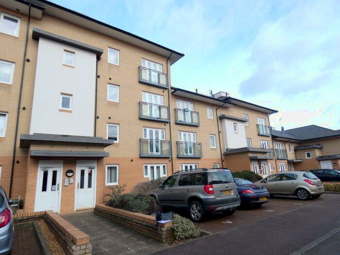 2 Bedroom Flat To Rent In Hampden Gardens, CB1
