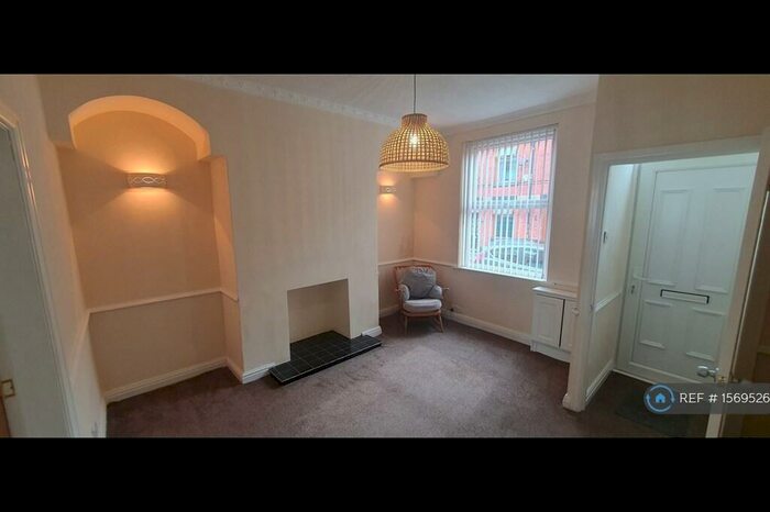 2 Bedroom Terraced House To Rent In Dukinfield, Dukinfield, SK16