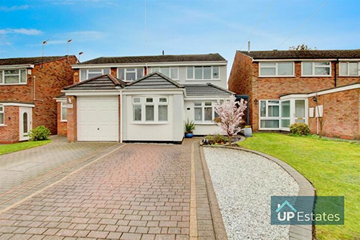 3 Bedroom Semi-Detached House For Sale In Smorrall Lane, Bedworth, CV12