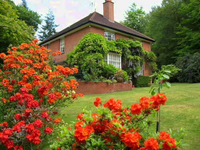 4 Bedroom Detached House For Sale In Sheephouse Lane, Abinger Common, Dorking, Surrey, RH5