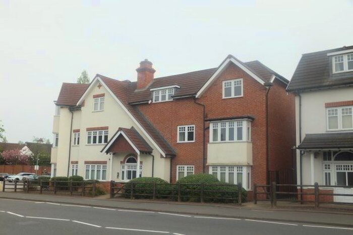 2 Bedroom Flat To Rent In Jockey Road, Sutton Coldfield, B73