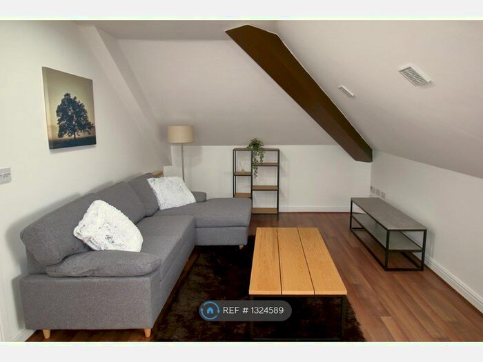 2 Bedroom Flat To Rent In Prescott Court, Manchester., Little Hulton, M28