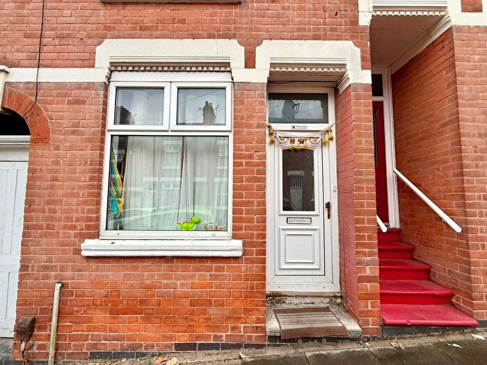 3 Bedroom Terraced House To Rent In Bonsall Street, Leicester, LE5