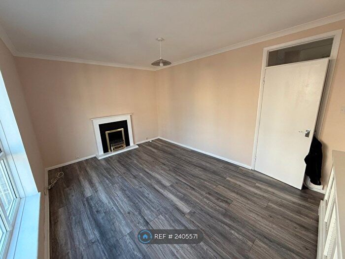 2 Bedroom Flat To Rent In Arundel Lodge, London, N19