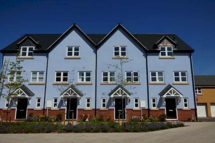 3 Bedroom Town House To Rent In Littleover, Derby DE23