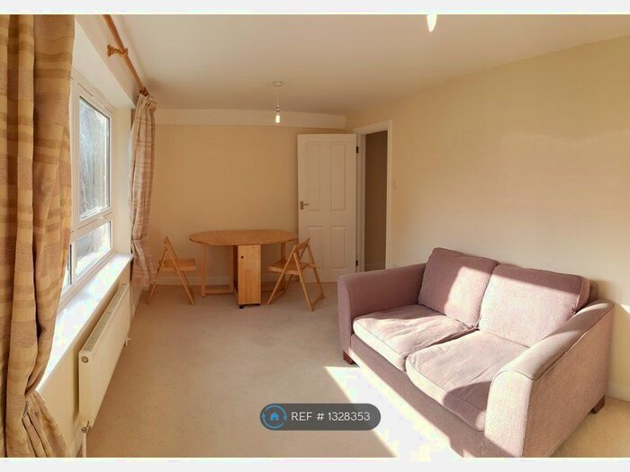 1 Bedroom Flat To Rent In Tennis Street, London, SE1