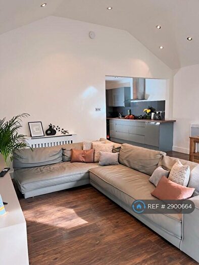 2 Bedroom Bungalow To Rent In Gillingham, Gillingham, ME7