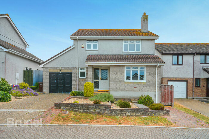 3 Bedroom Detached House For Sale In Camperknowle Close, Millbrook, PL10