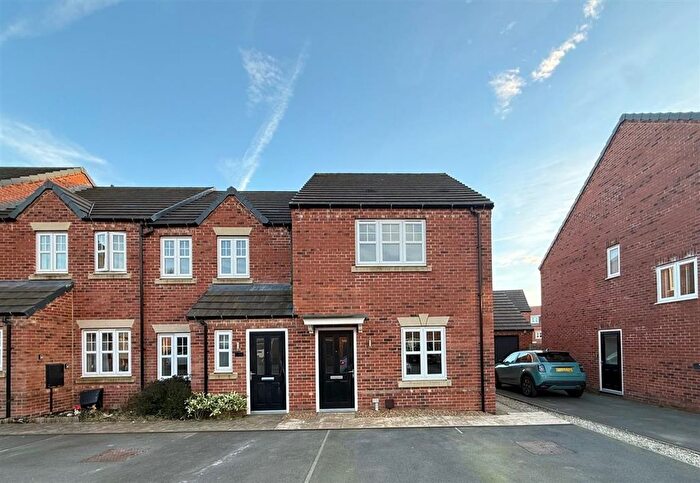 3 Bedroom End Of Terrace House To Rent In Harper Hill Gardens, Harworth, Doncaster, DN11